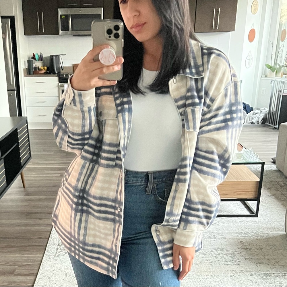Checkered Shacket - Picture 4 of 7